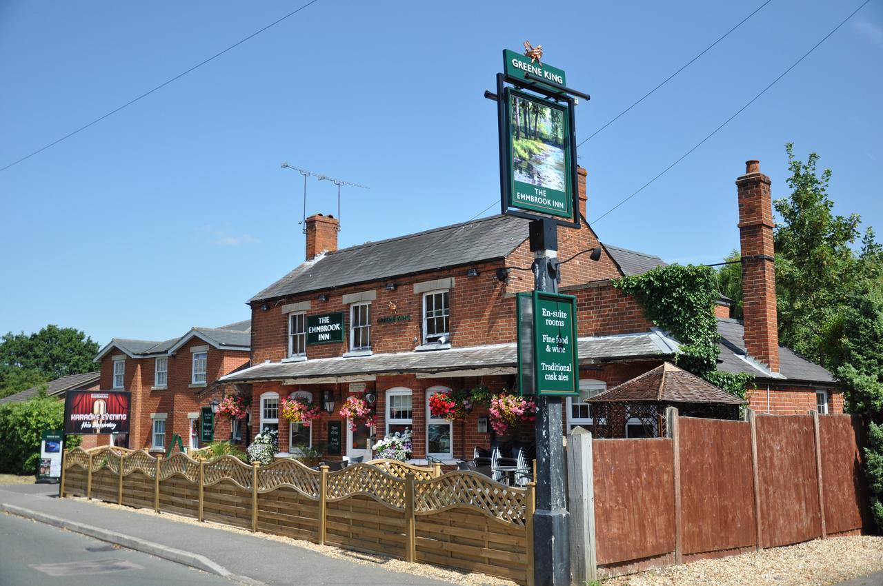 The Emmbrook Inn Hotel Wokingham Exterior foto